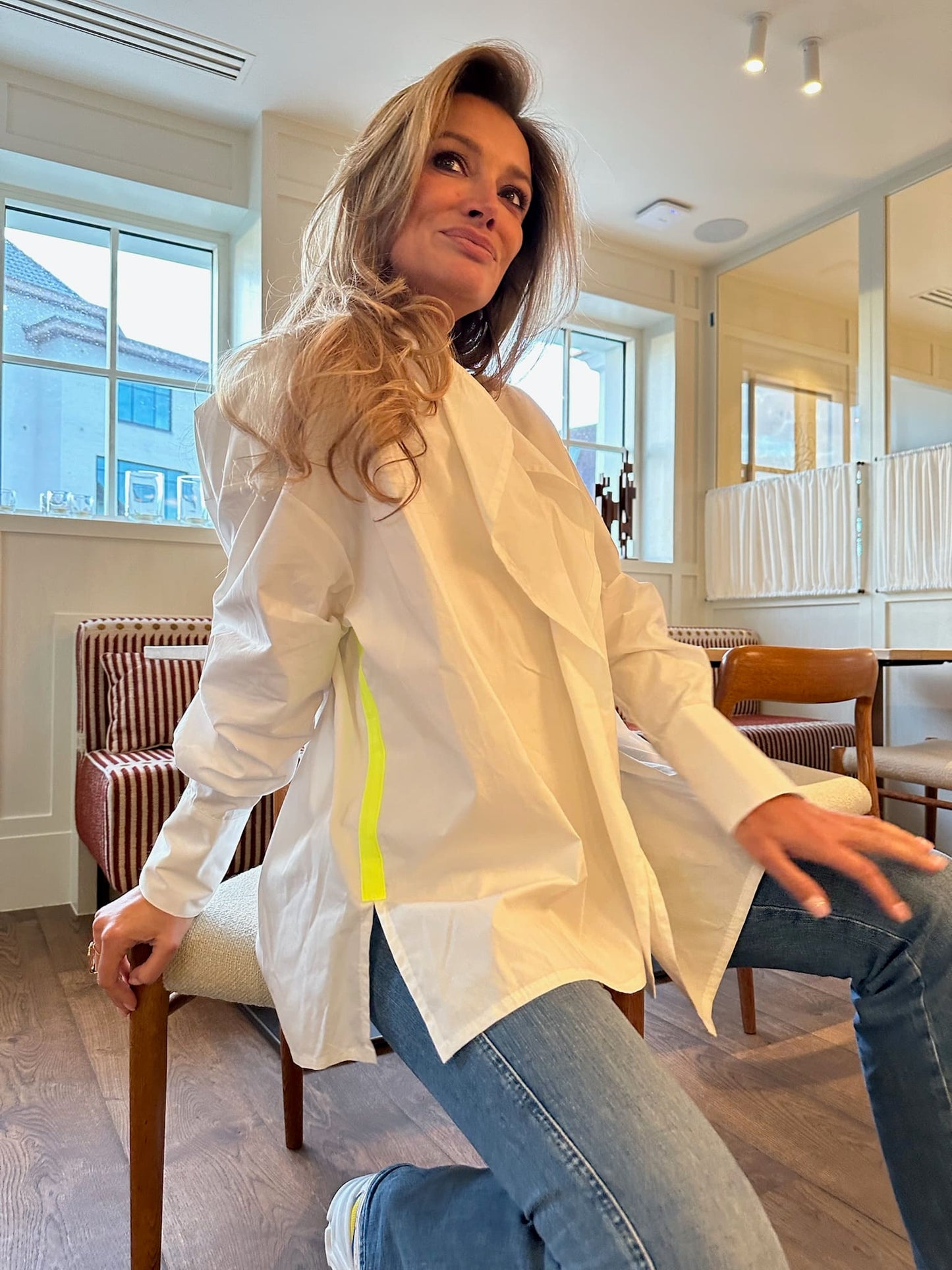 Chloe blouse white neon