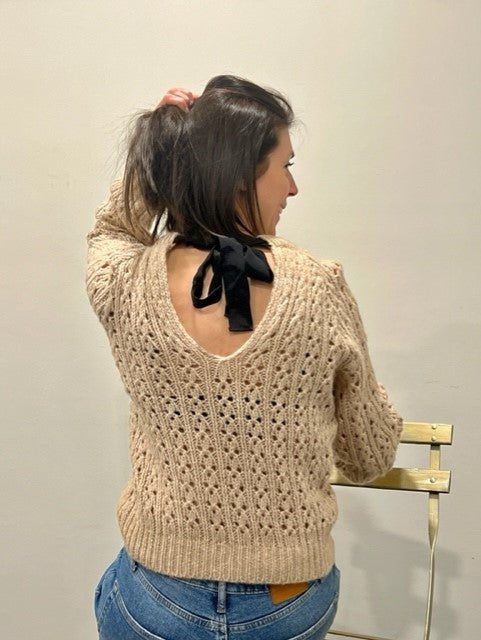 Beige knit