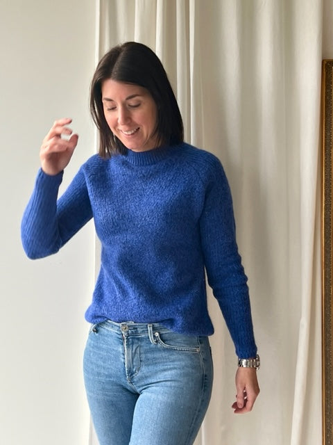 Dark blue knit