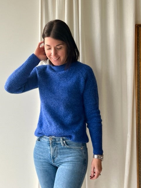 Dark blue knit